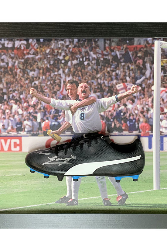 188308 England FA Gascoigne Signed Puma Boot Framed