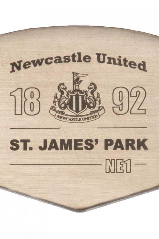 189035 Newcastle United FC Badge HS