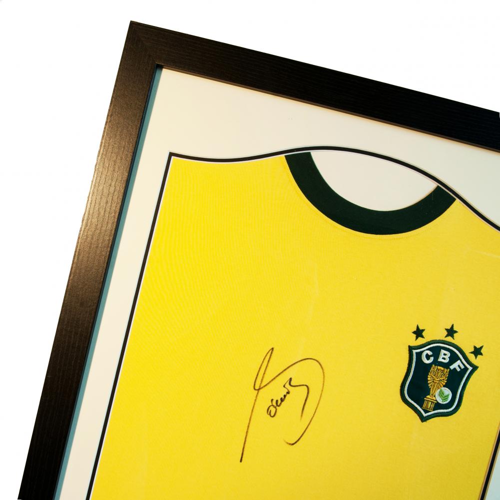 78190 Brasil Socrates Signed Shirt Silhouette 1