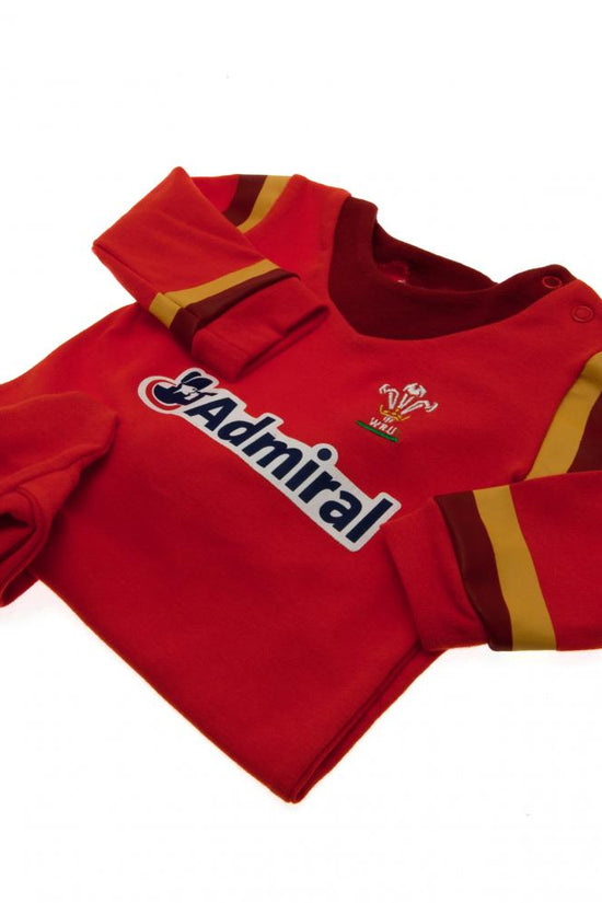 91818 Wales RU Sleepsuit GD 1