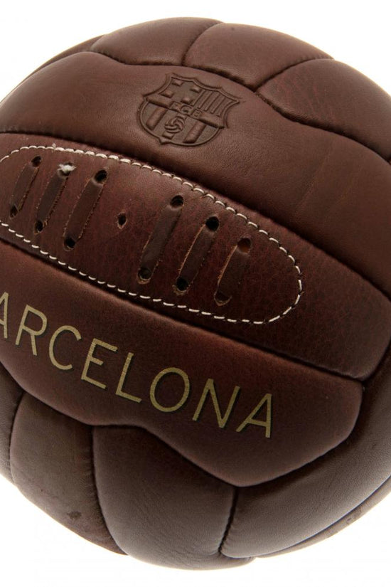 99807 FC Barcelona Retro Heritage Football 1