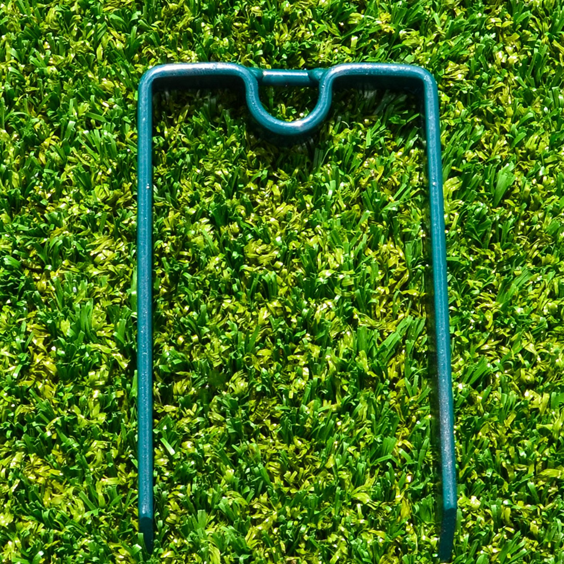 Tennis Centre Strap 'M' Peg