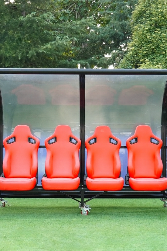 Cazna Euro Players Shelter