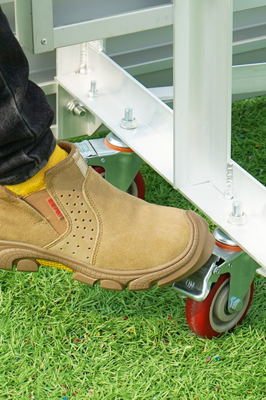 Cazna Mobile Bleachers