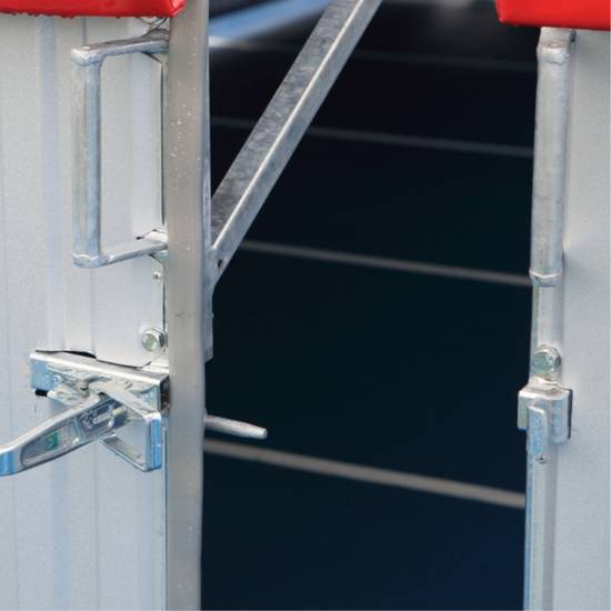 Polanik Pole Vault Landing Area Shed