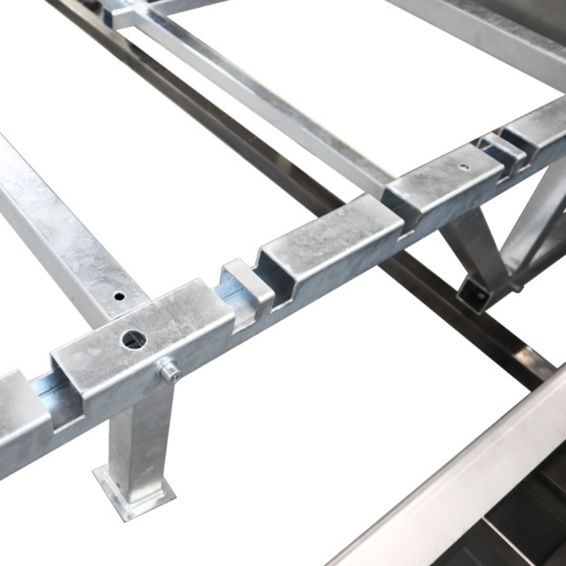 Polanik steel-aluminium cover for water jump pit