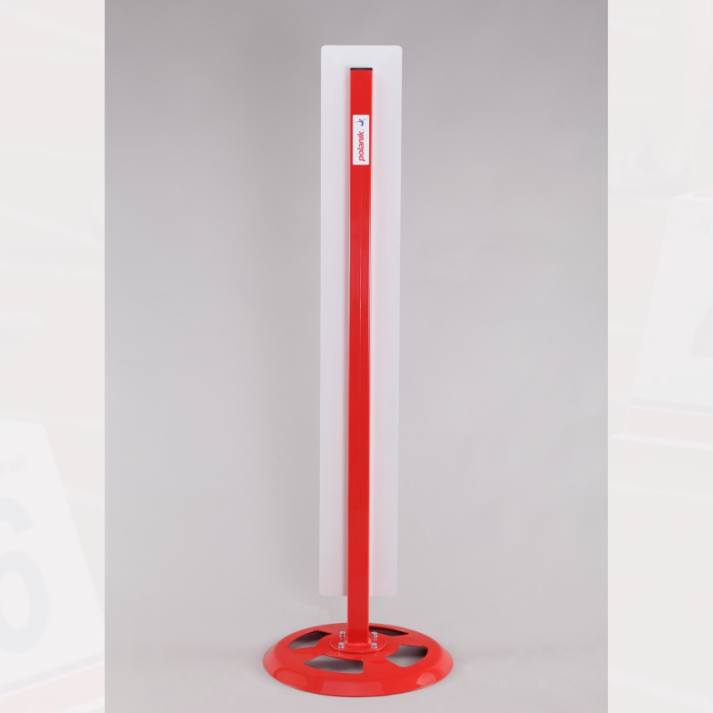 Polanik finish line posts
