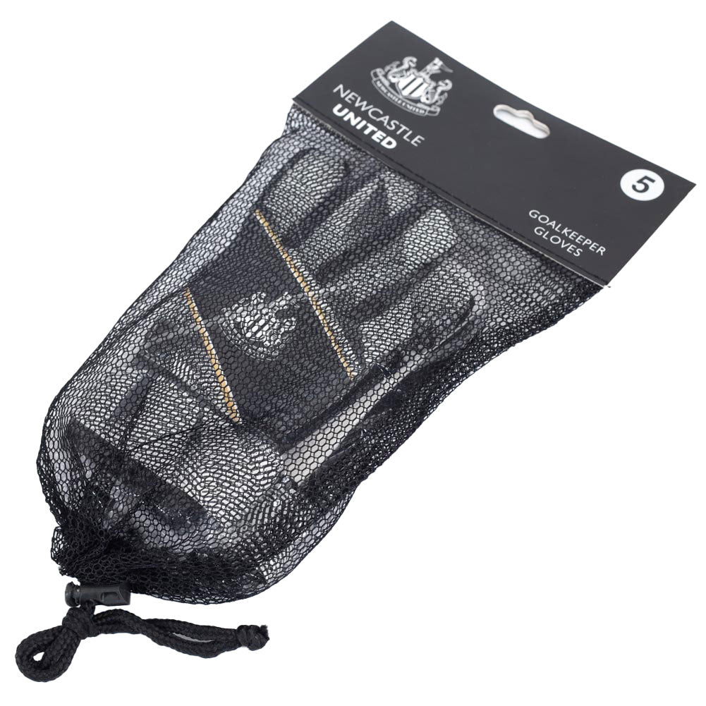 Newcastle United FC Goalkeeper Gloves Kids 3