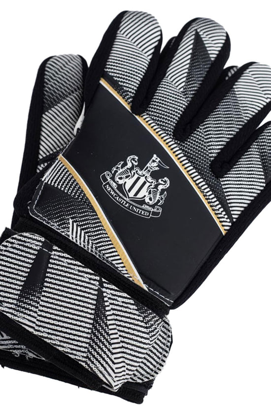 Newcastle United FC Fuse Goalkeeper Gloves Yths 4