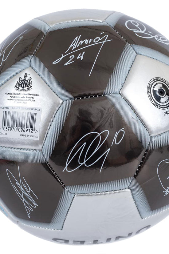 Newcastle United FC Sig 26 Football 3
