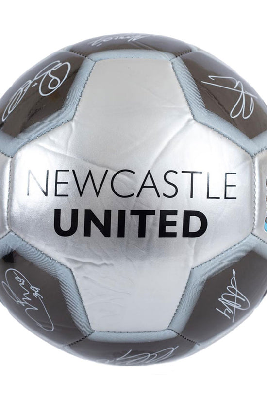 Newcastle United FC Sig 26 Skill Ball 1