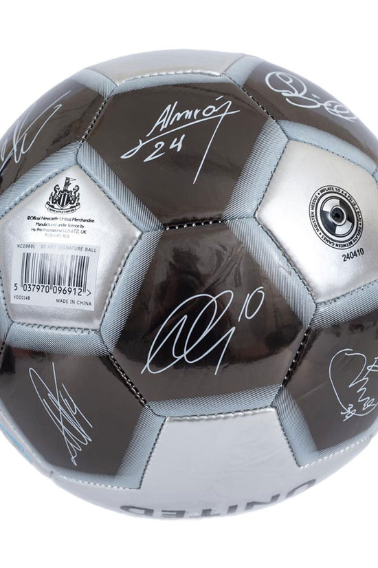 Newcastle United FC Sig 26 Skill Ball 3