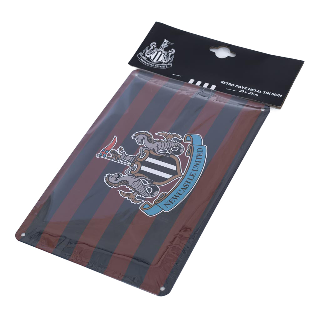 Newcastle United FC Retro Days Sign 2