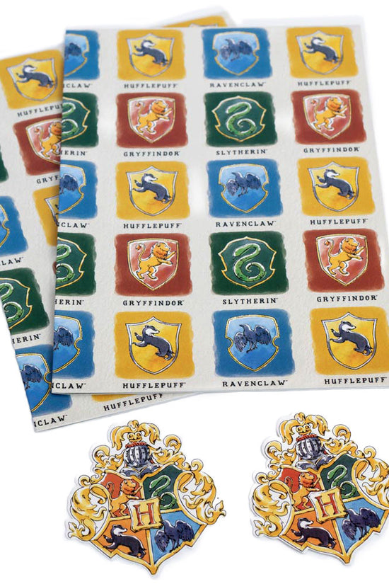 Harry Potter Watercolour Gift Wrap 2
