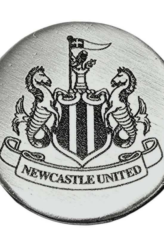 Newcastle United FC Antique Keyring & Badge Set