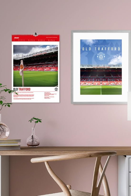Manchester United FC Deluxe Calendar 2027